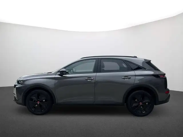 DS Automobiles DS 7 Crossback view 5