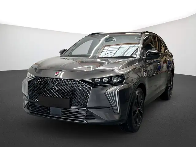 DS Automobiles DS 7 Crossback view 2