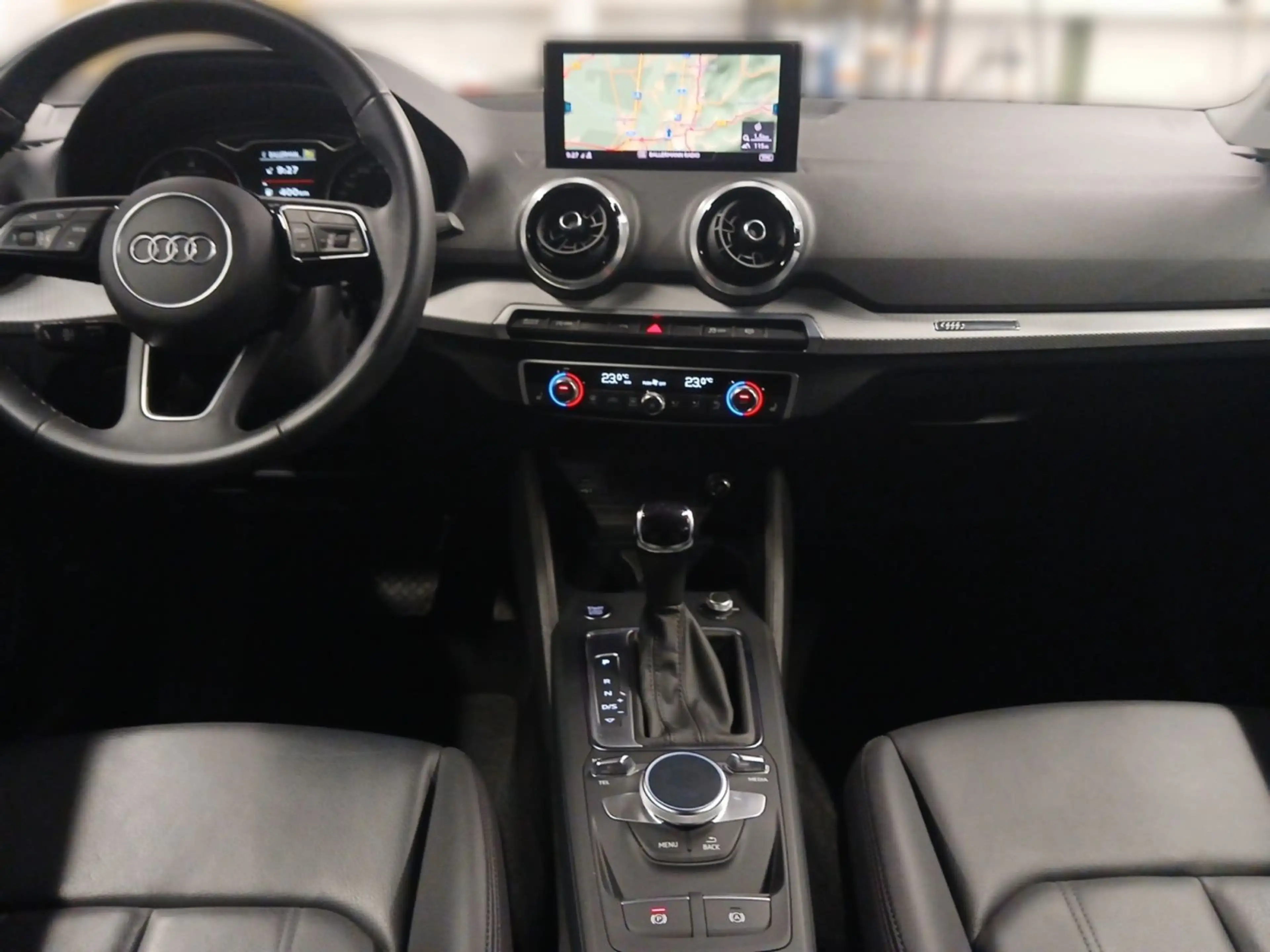 Audi Q2 35 TDI S tronic S line Matrix-LED Navi Sports — photo 8
