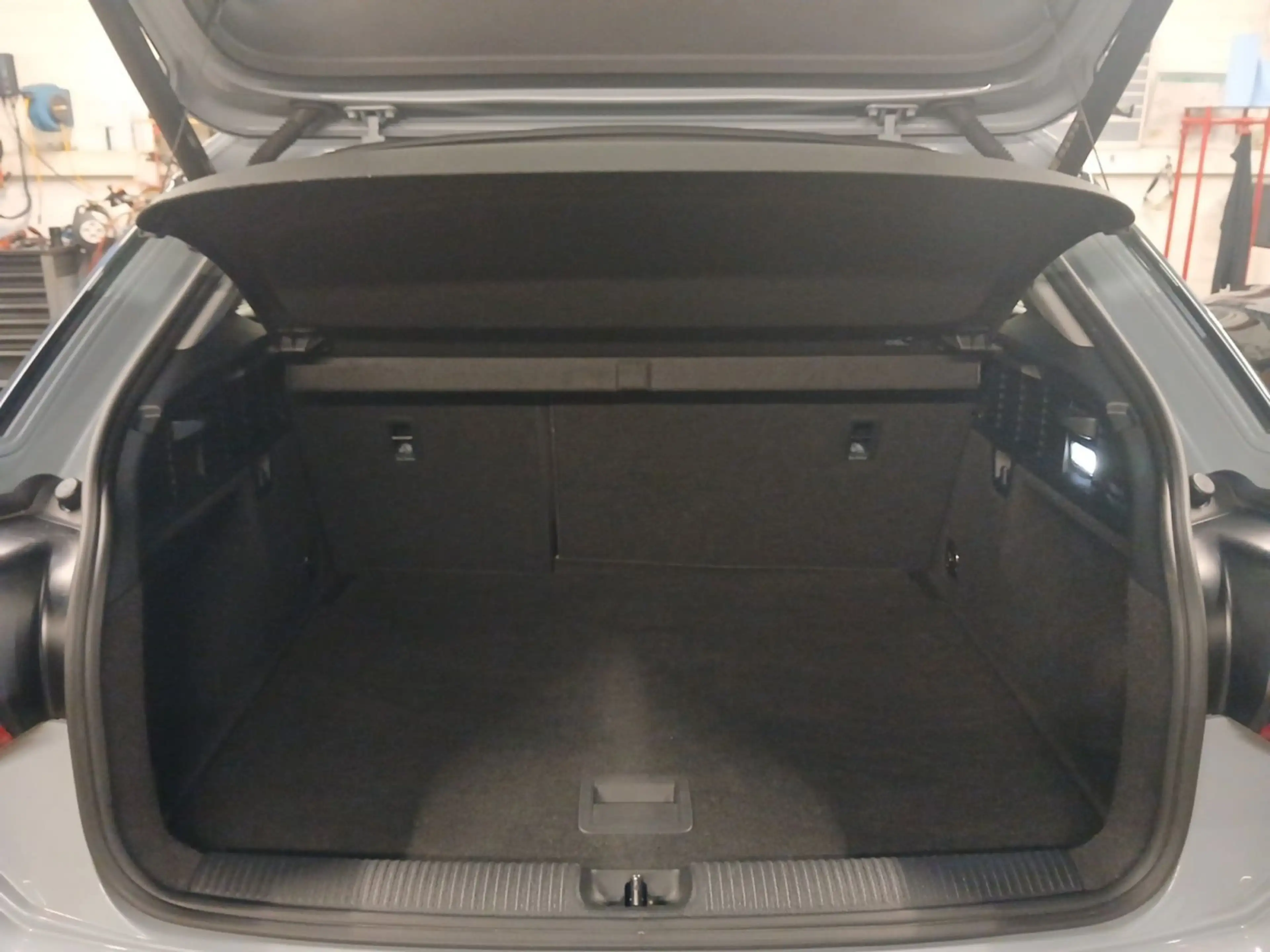 Audi Q2 35 TDI S tronic S line Matrix-LED Navi Sports — photo 11