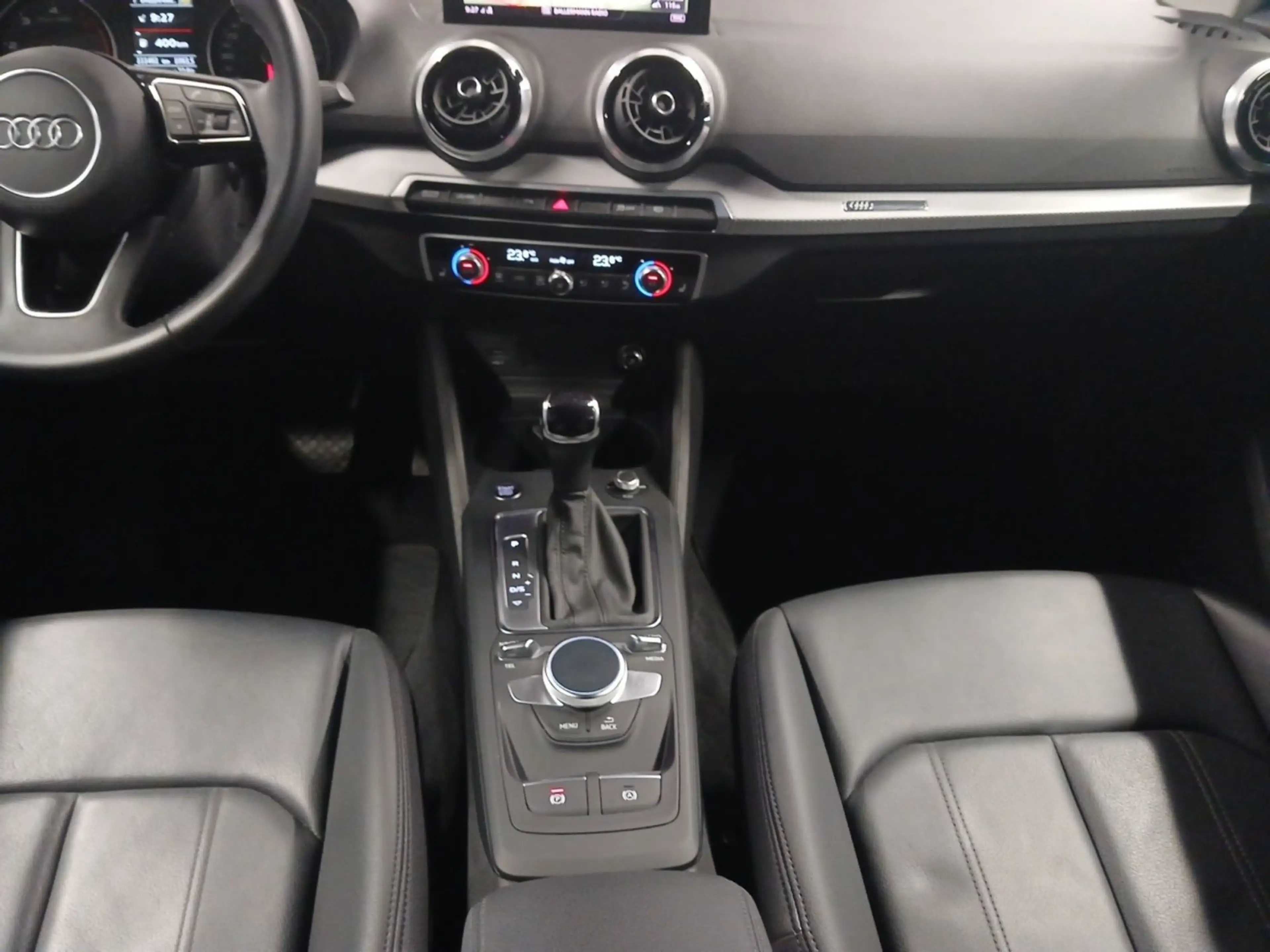 Audi Q2 35 TDI S tronic S line Matrix-LED Navi Sports — photo 15