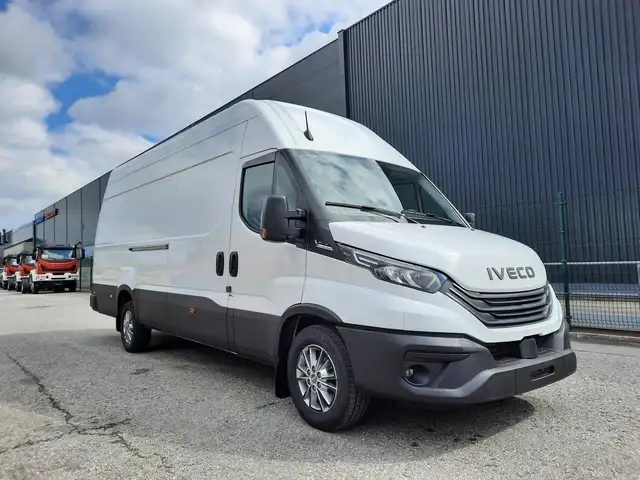 Iveco Daily 18m³ MAXI L4H3 NETTO € 40990 LED Automatik