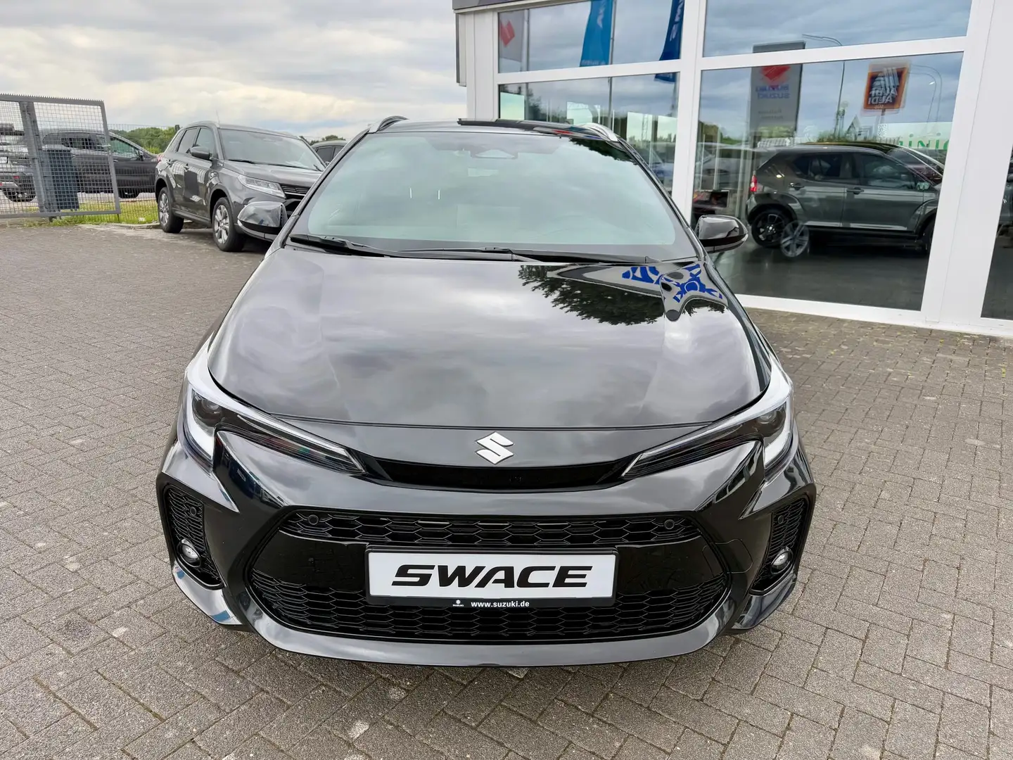 Suzuki Swace 1.8 Hybrid CVT Comfort+* Schwarz - 2