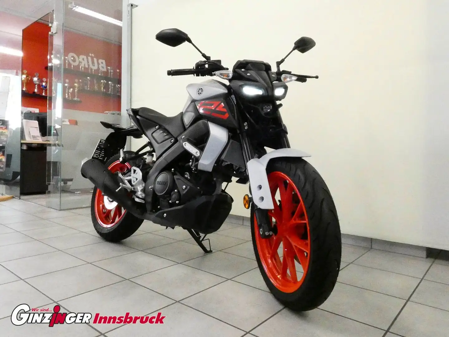 Yamaha MT-125 - 1