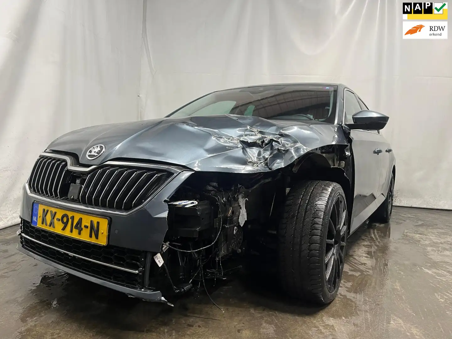 Skoda Superb 1.8 TSI Style Business WOK!! Gris - 1