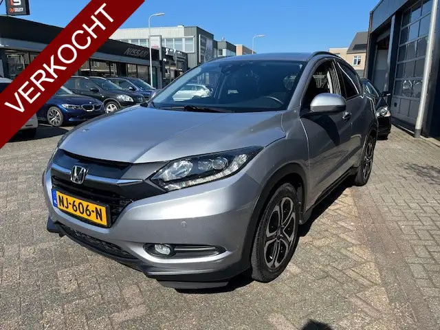 Honda HR-V 1.5 i-VTEC Executive | Automaat | Navigatie | Pano