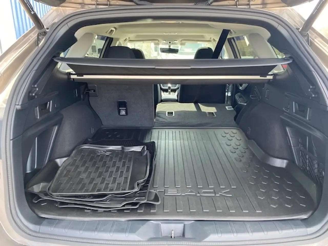 Subaru OUTBACK снимка Subaru OUTBACK