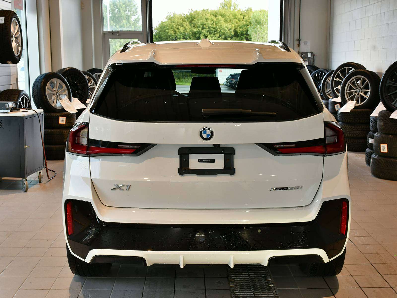 2024 BMW X1 xDrive28i Sports Activity Vehicle — снимка 1