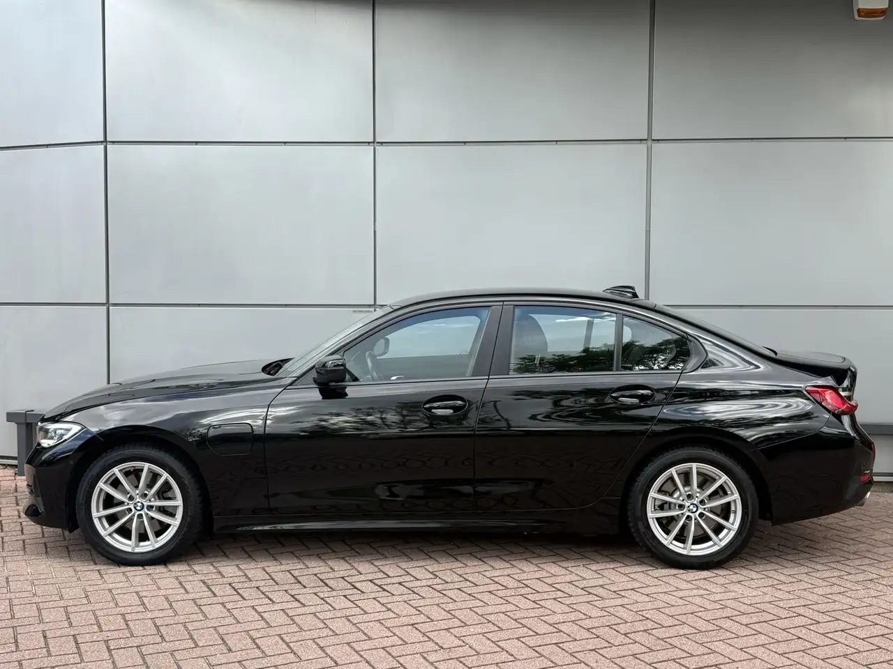 BMW 320 3-serie 320e Business Edition Plus Leer Laser, миниатюра 2