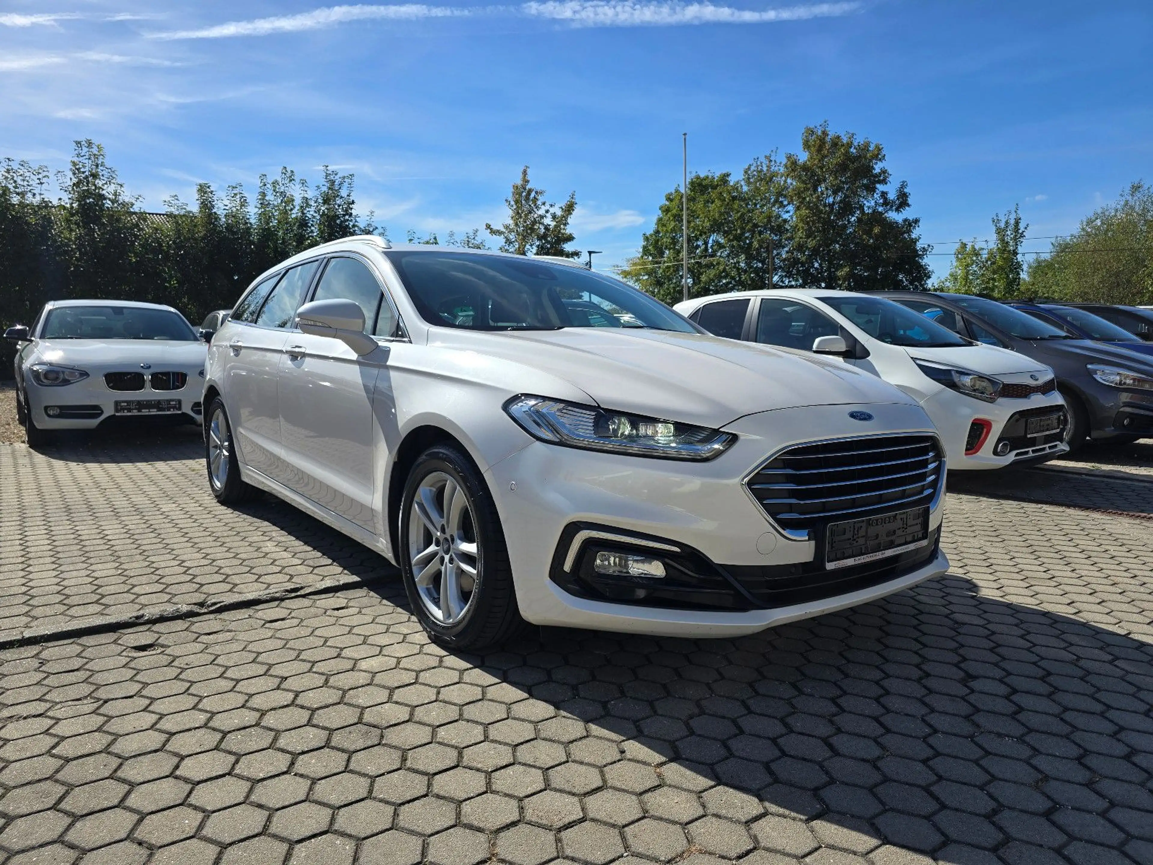 Ford Mondeo Turnier Titanium — photo 9