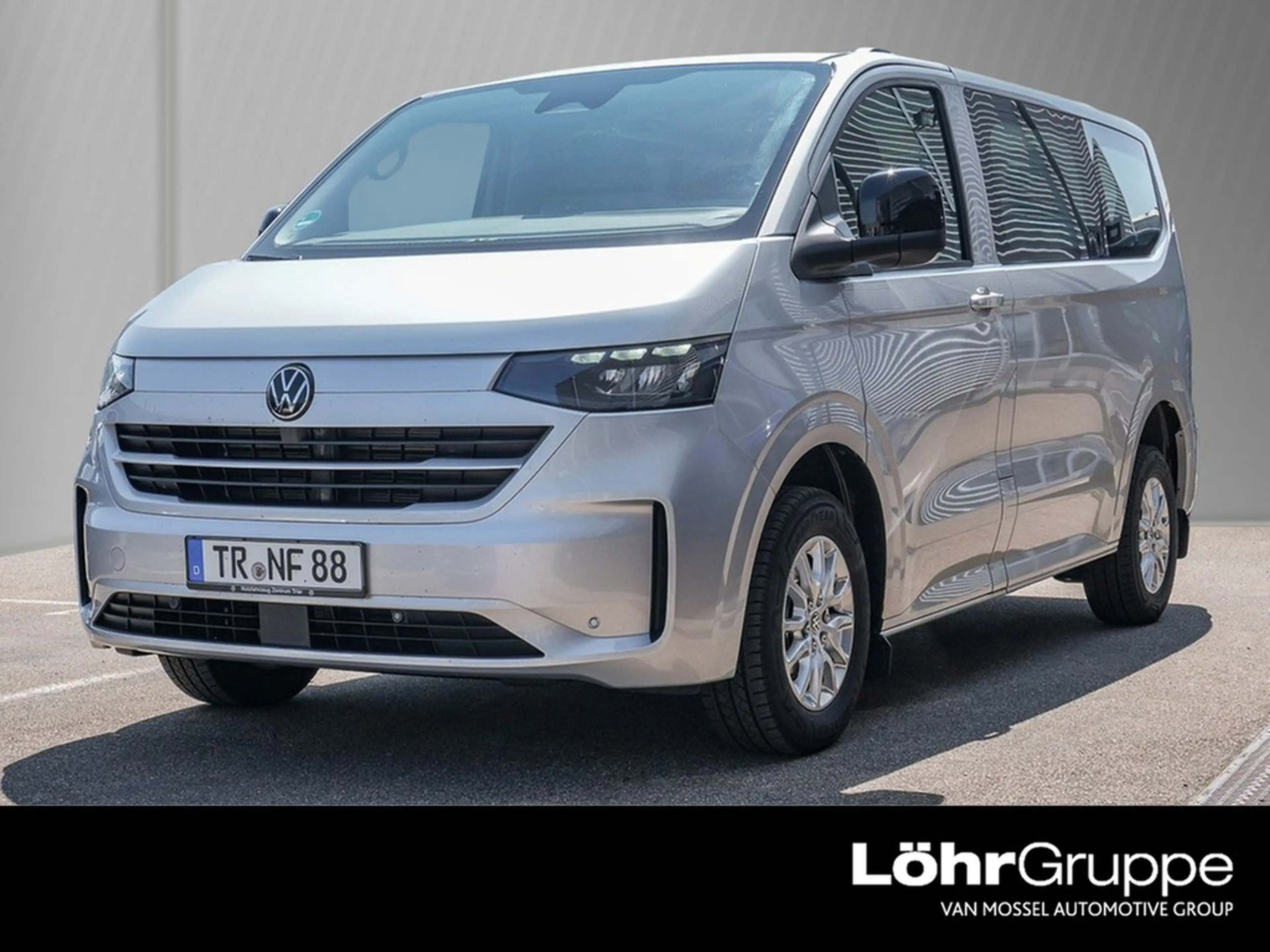 Volkswagen T7 Caravelle 2.0 TDI DSG Life Navi, AHK