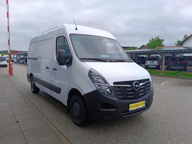 Opel Movano L2H2 2,3 Blue Injection