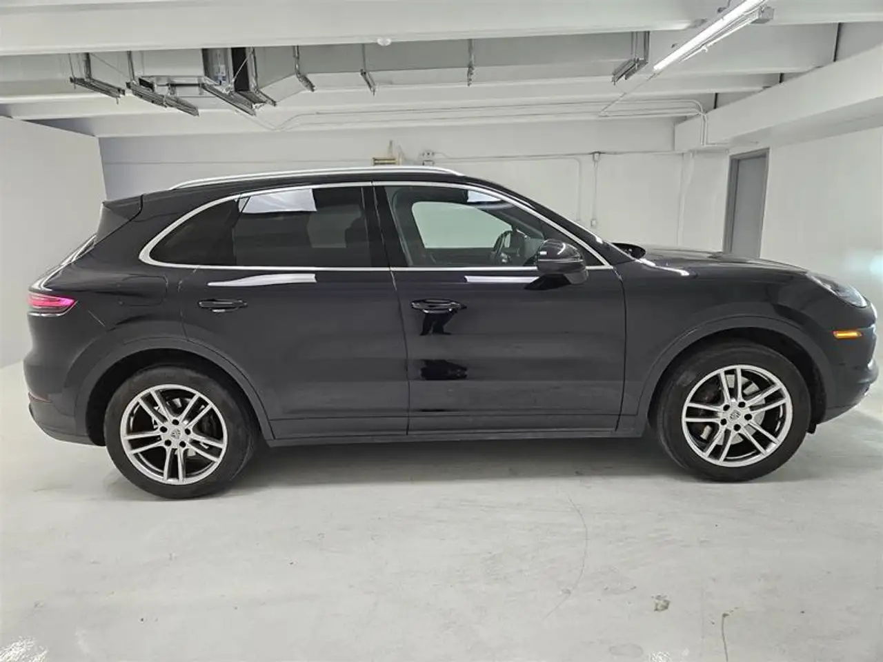 Porsche Cayenne photo Porsche Cayenne
