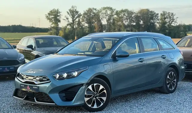 Kia Ceed SW / cee'd SW PHEV - PACK PRESTIGE - LED - CARPLAY - GARANTIE