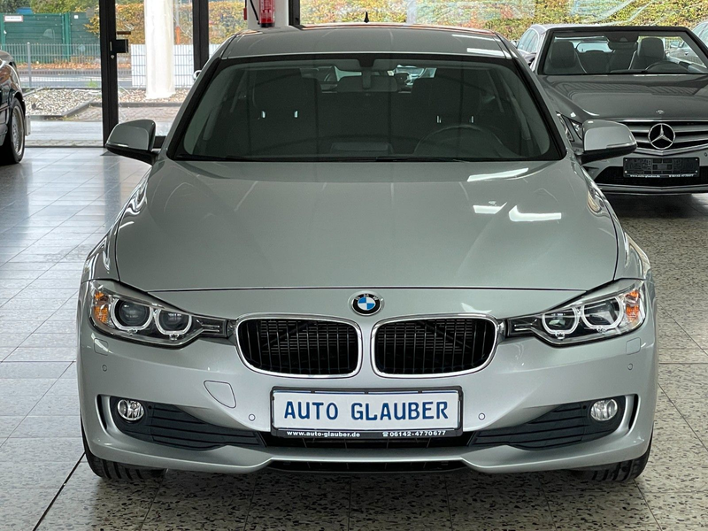 BMW 318 d Touring/Xenon/Sportsitze/SHZ/PDC/1.Hand — photo 5