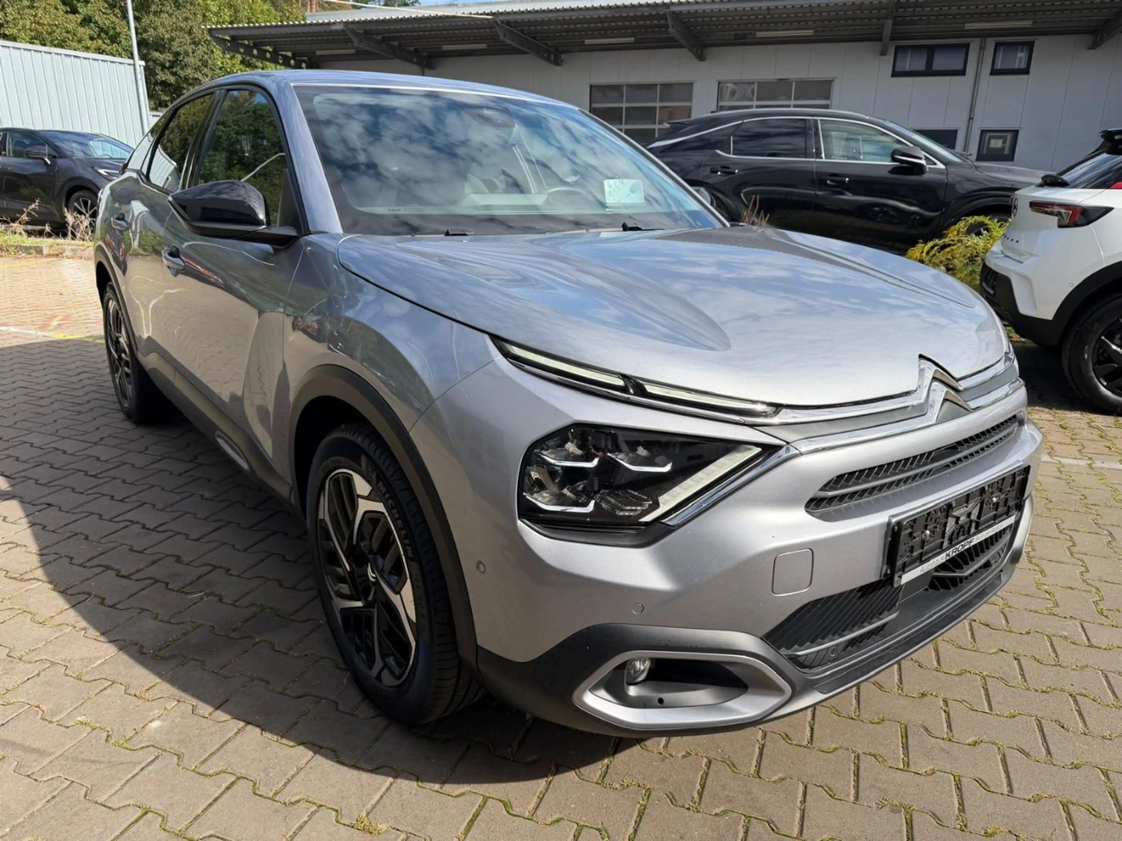 Citroen C4 1.2 PureTech 130 Max LED+Navi+SHZ+2xKlima+LM — photo 3