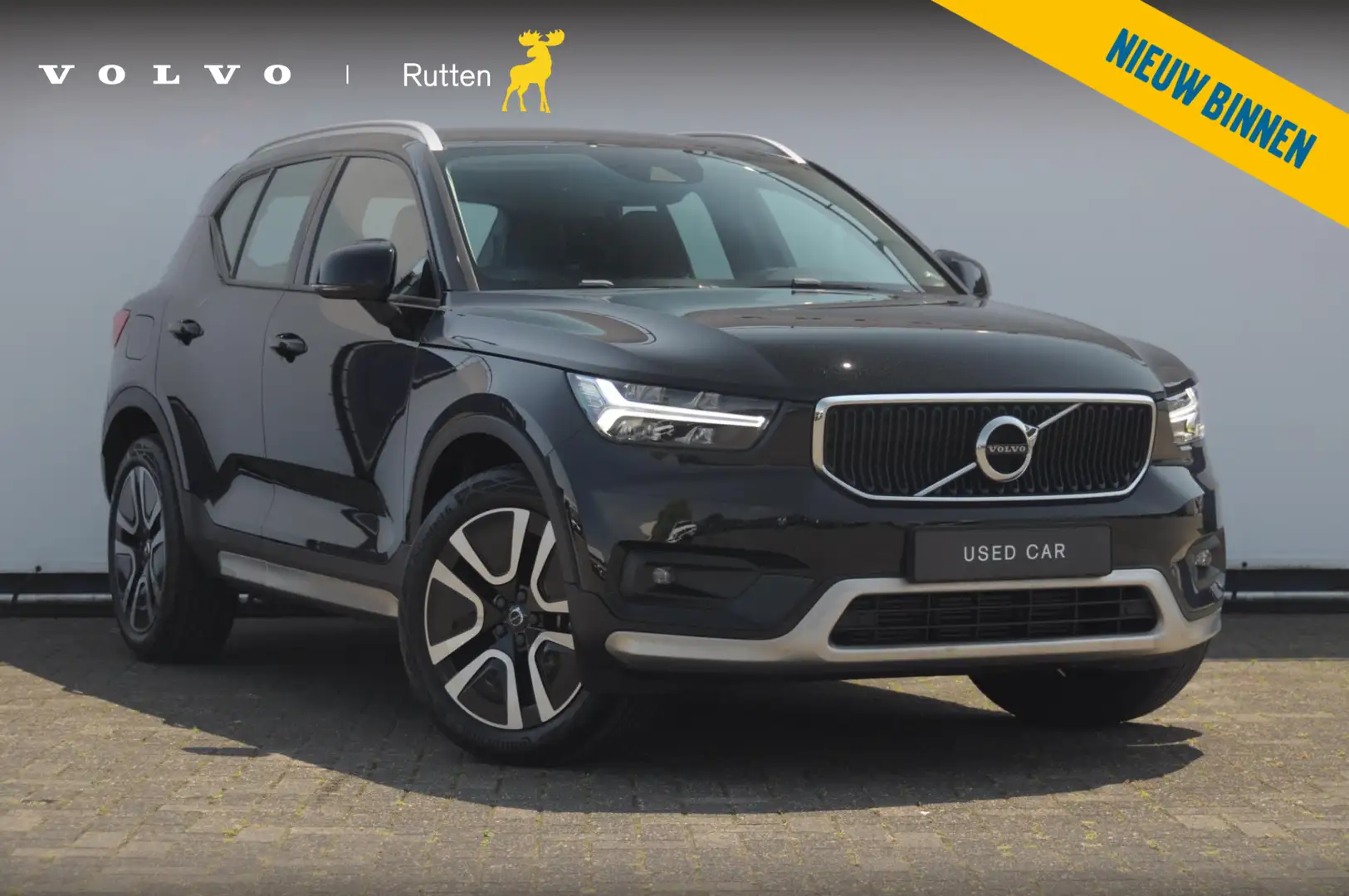 Volvo XC40 T3 163PK Automaat Momentum Pro / Parkeersensoren m Zwart - 1