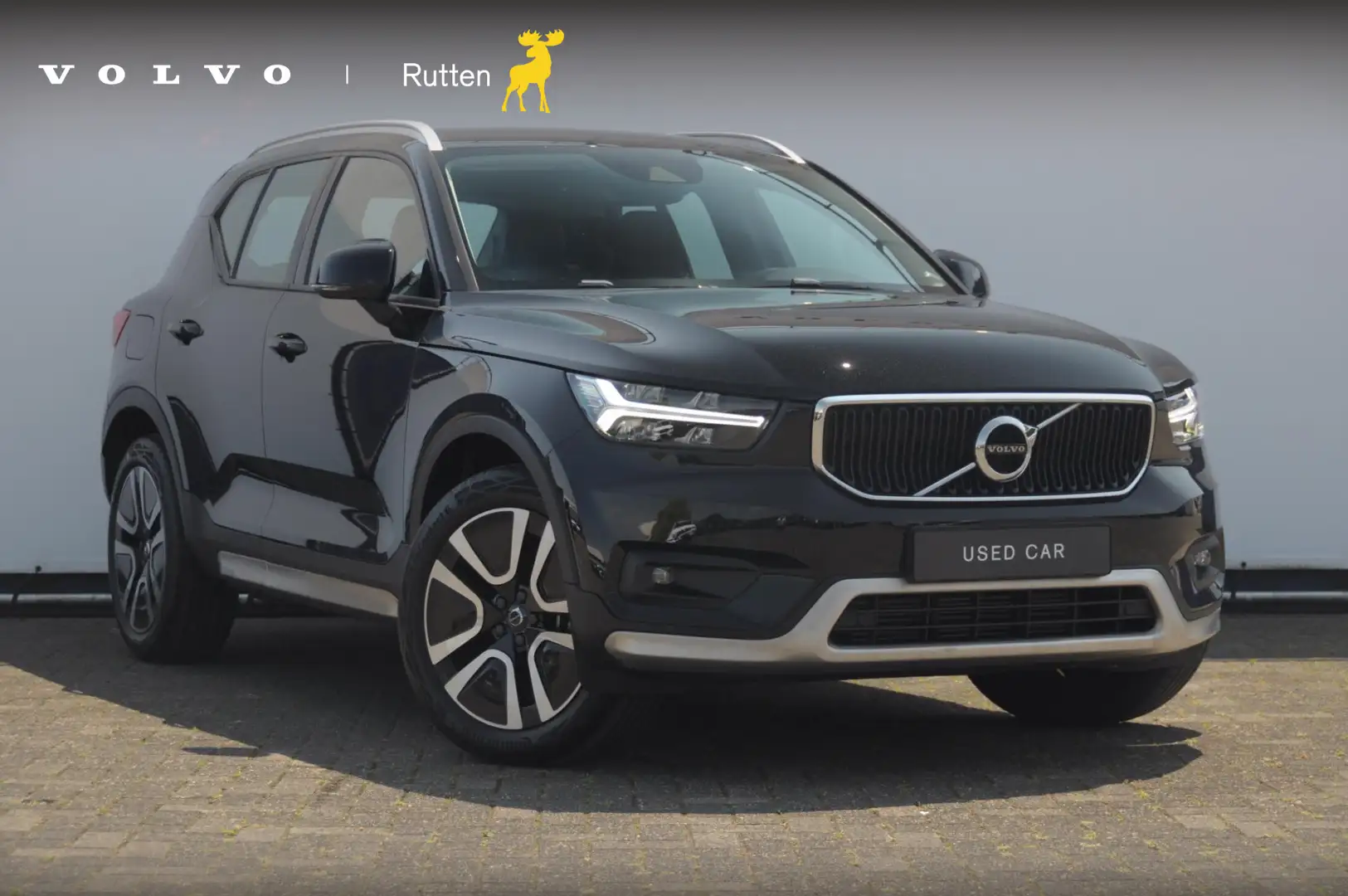 Volvo XC40 T3 163PK Automaat Momentum Pro / Parkeersensoren m Nero - 1