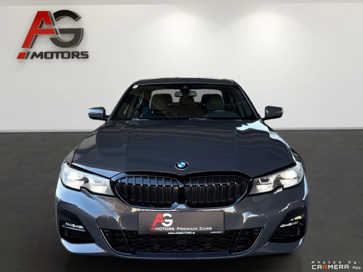 BMW 330 d 48 V Aut. M-Paket/LED/Live Cockpit Pro/Kamera/1 Grau - 2