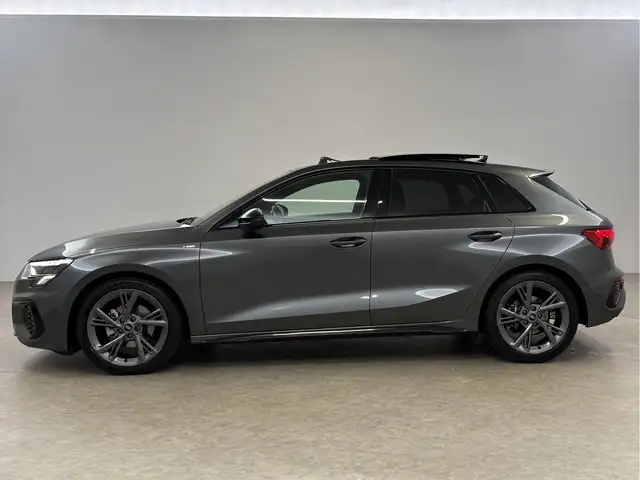 Audi A3 view 10