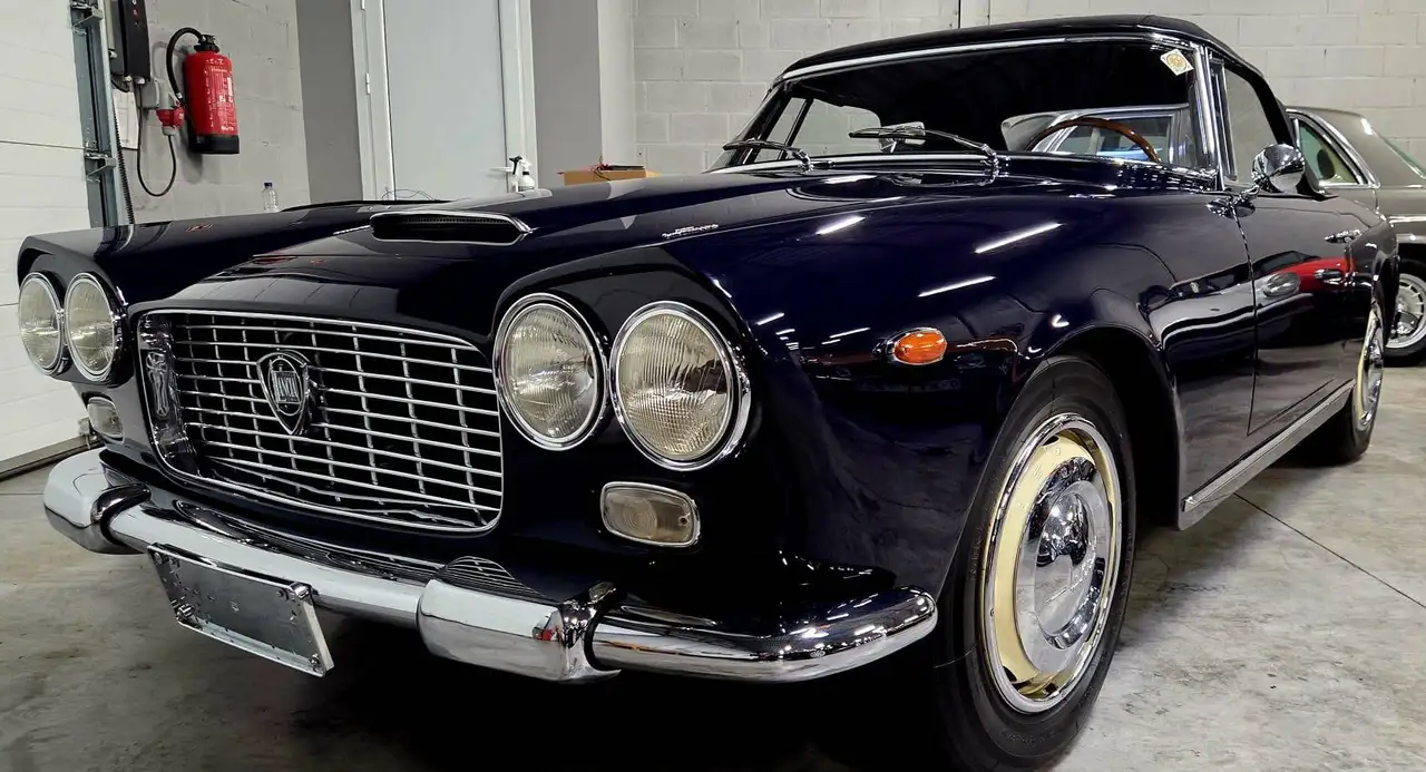 Lancia Flaminia Convertibile Touring SUPER LEGGERA, foto 2