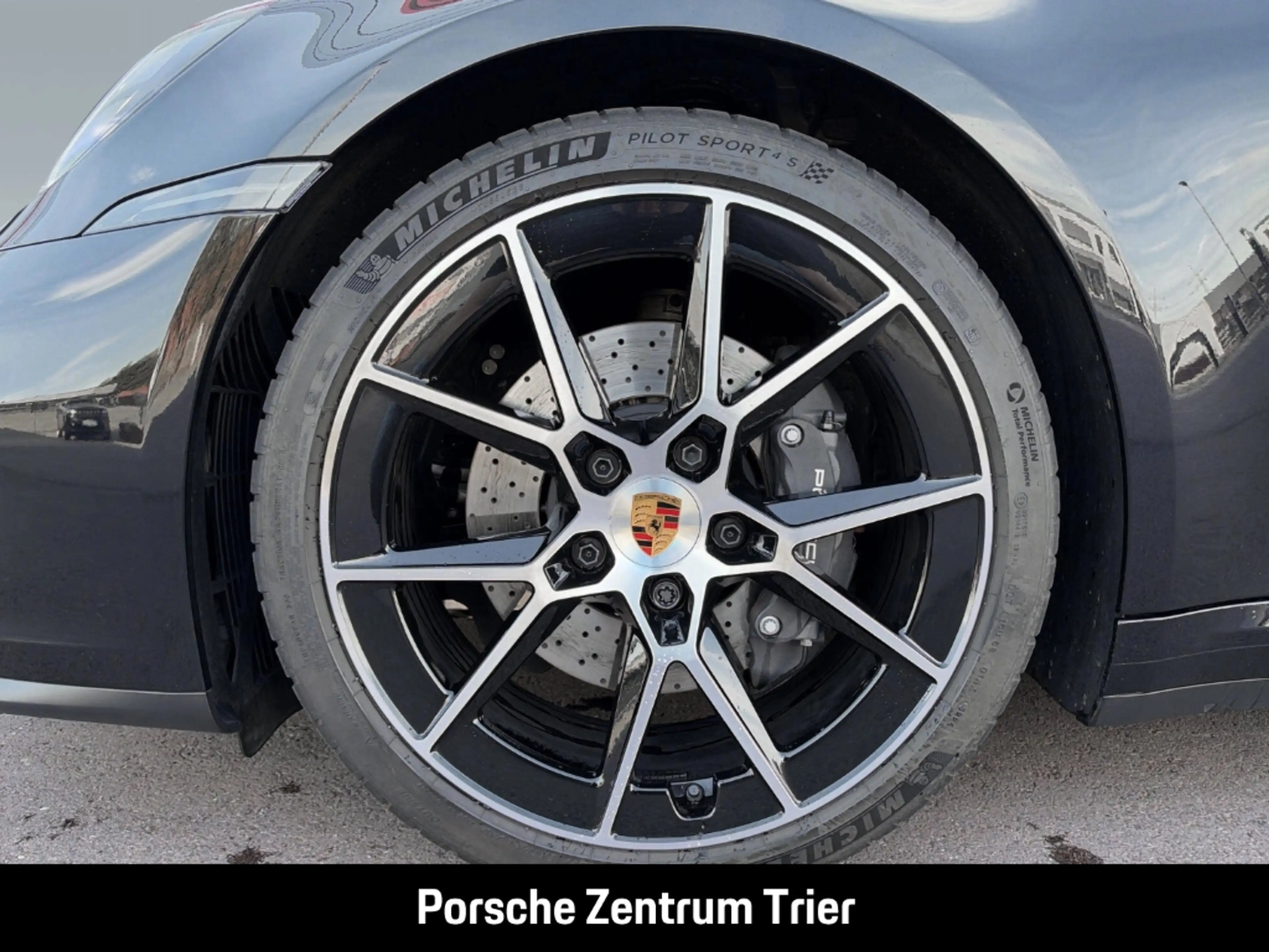 Porsche 992 911 Carrera Liftsystem VA Sportabgas BOSE — photo 8