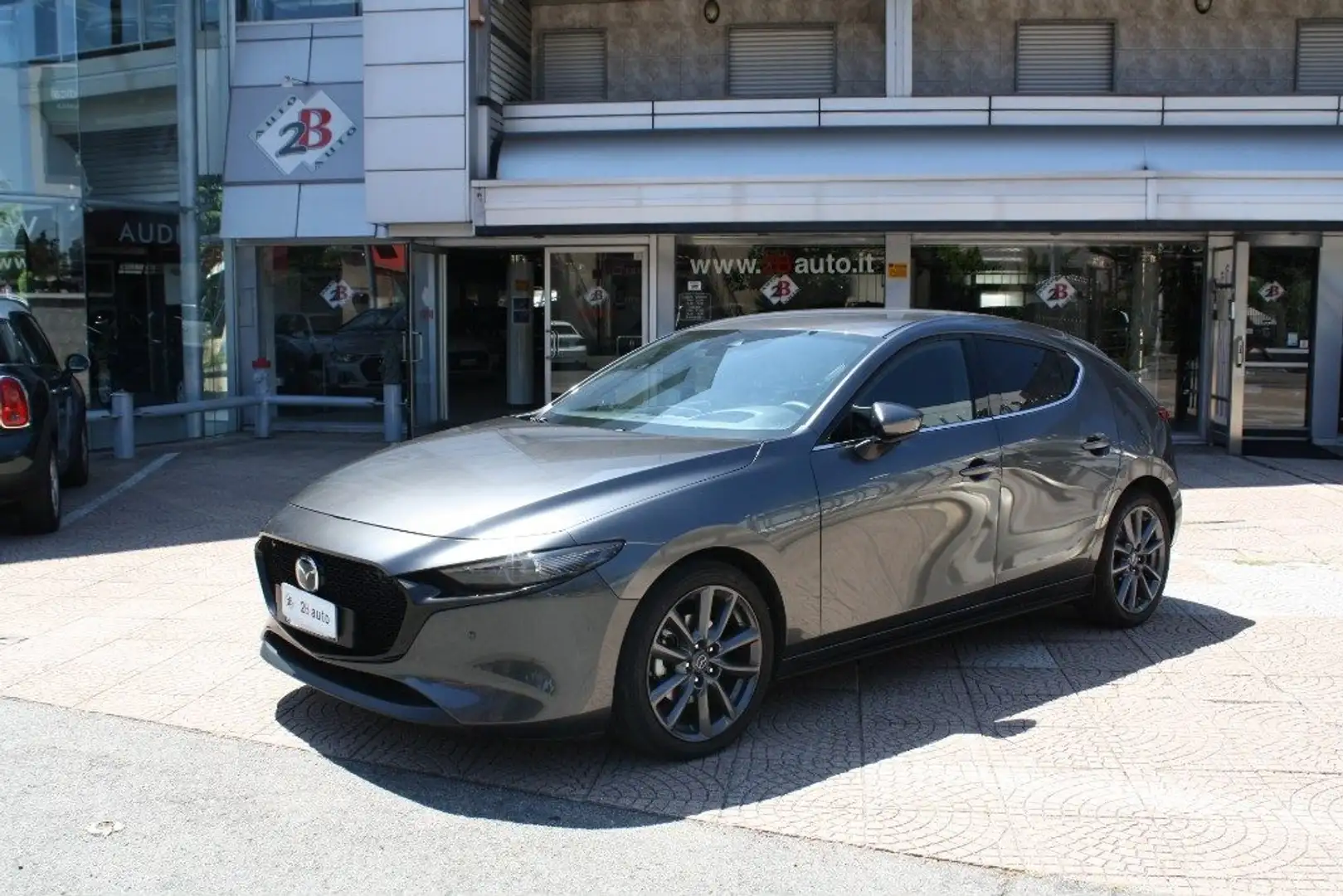 Mazda 3 2.0L Skyactiv-G M-Hybrid Exclusive Grigio - 1