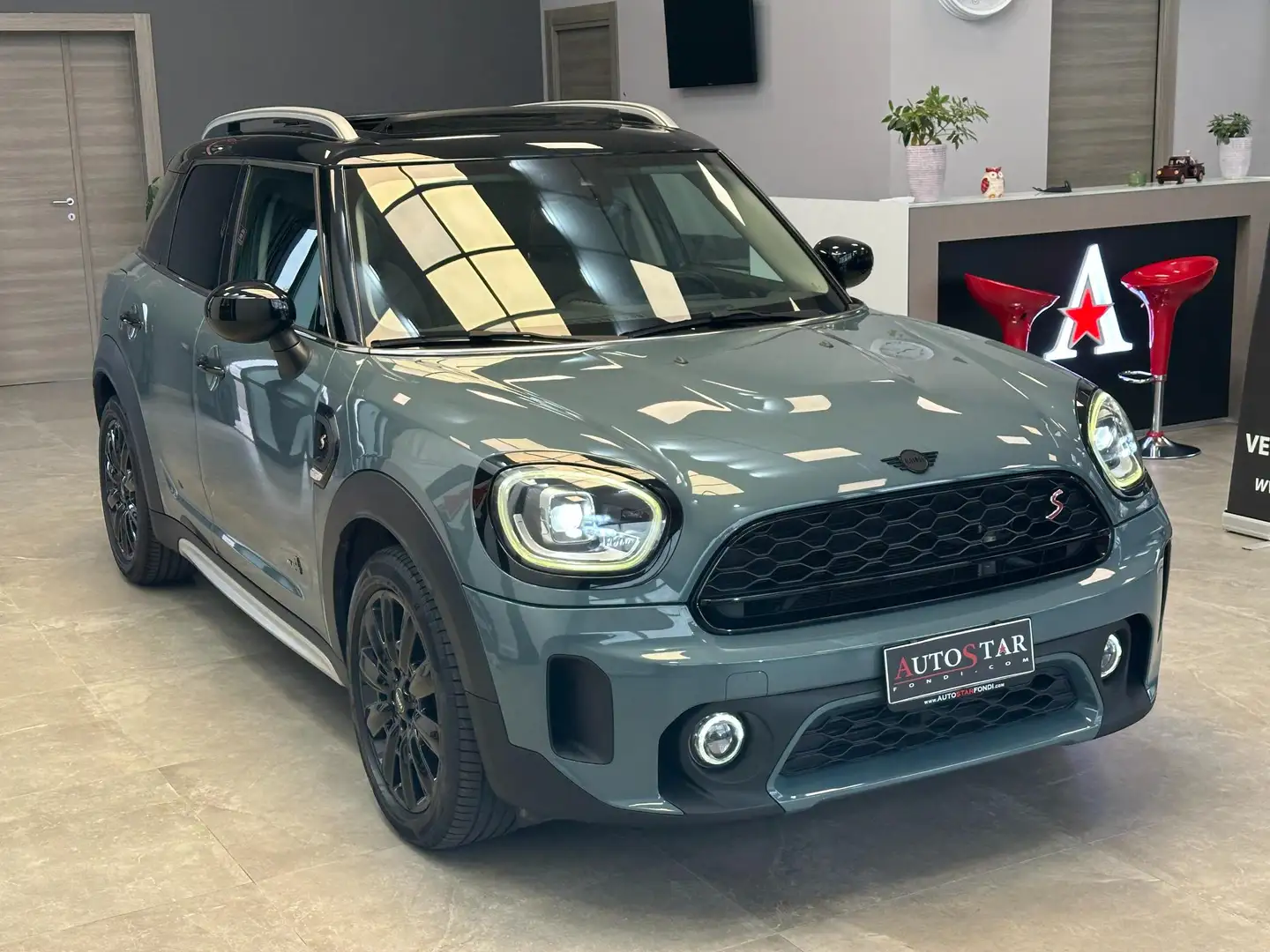 MINI Cooper SD Countryman 2.0 Cooper SD Essential all4 auto - 2