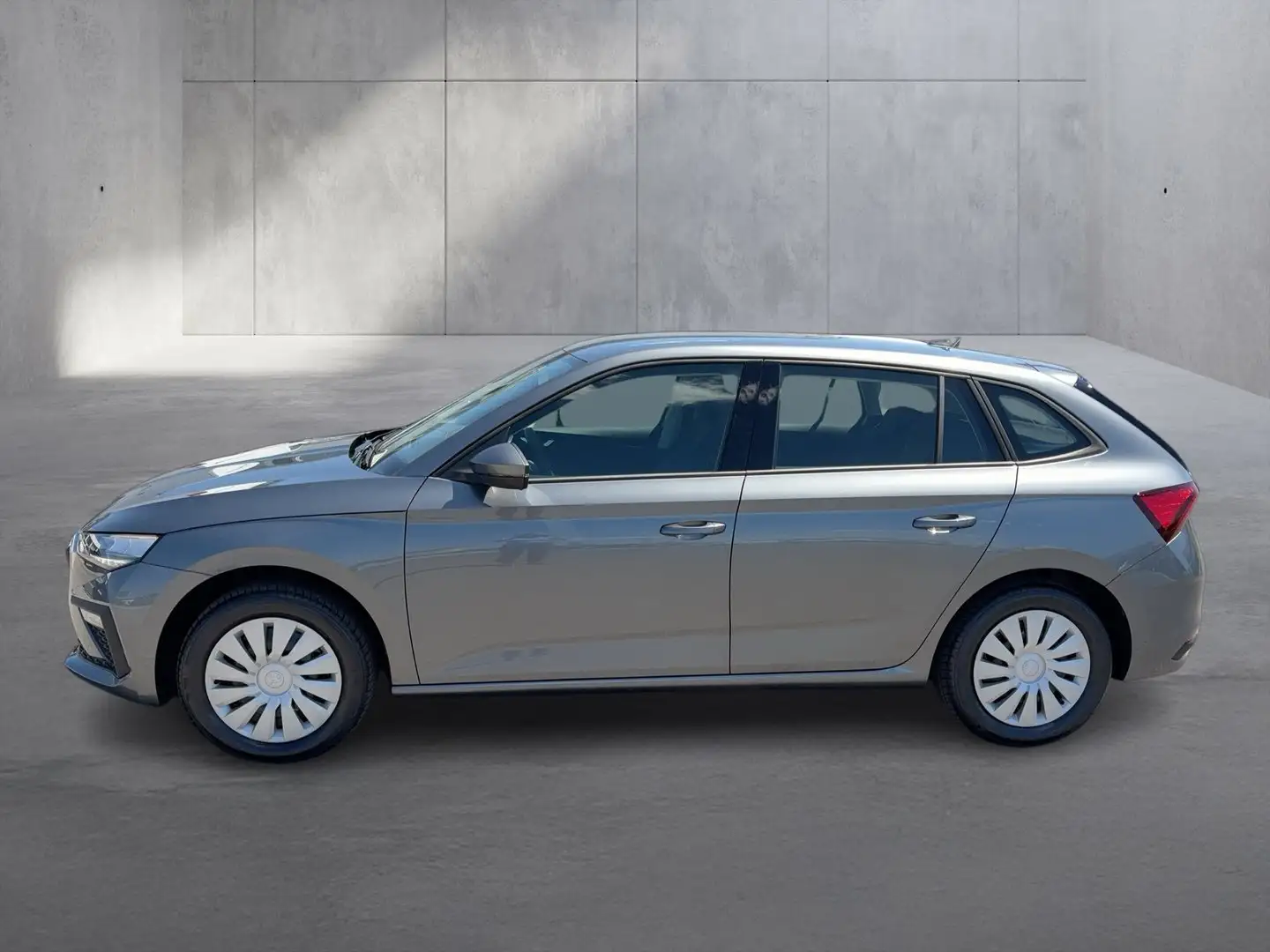 Skoda Scala Essence TSI Grau - 2