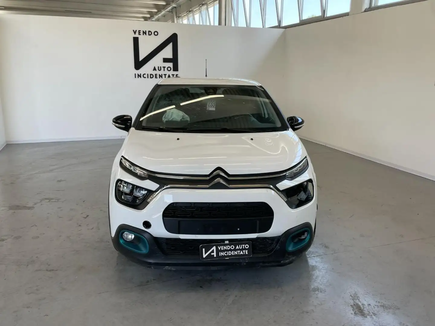 Citroen C3 1.2 PURETECH 83CV S&S FEEL PACK Bianco - 2