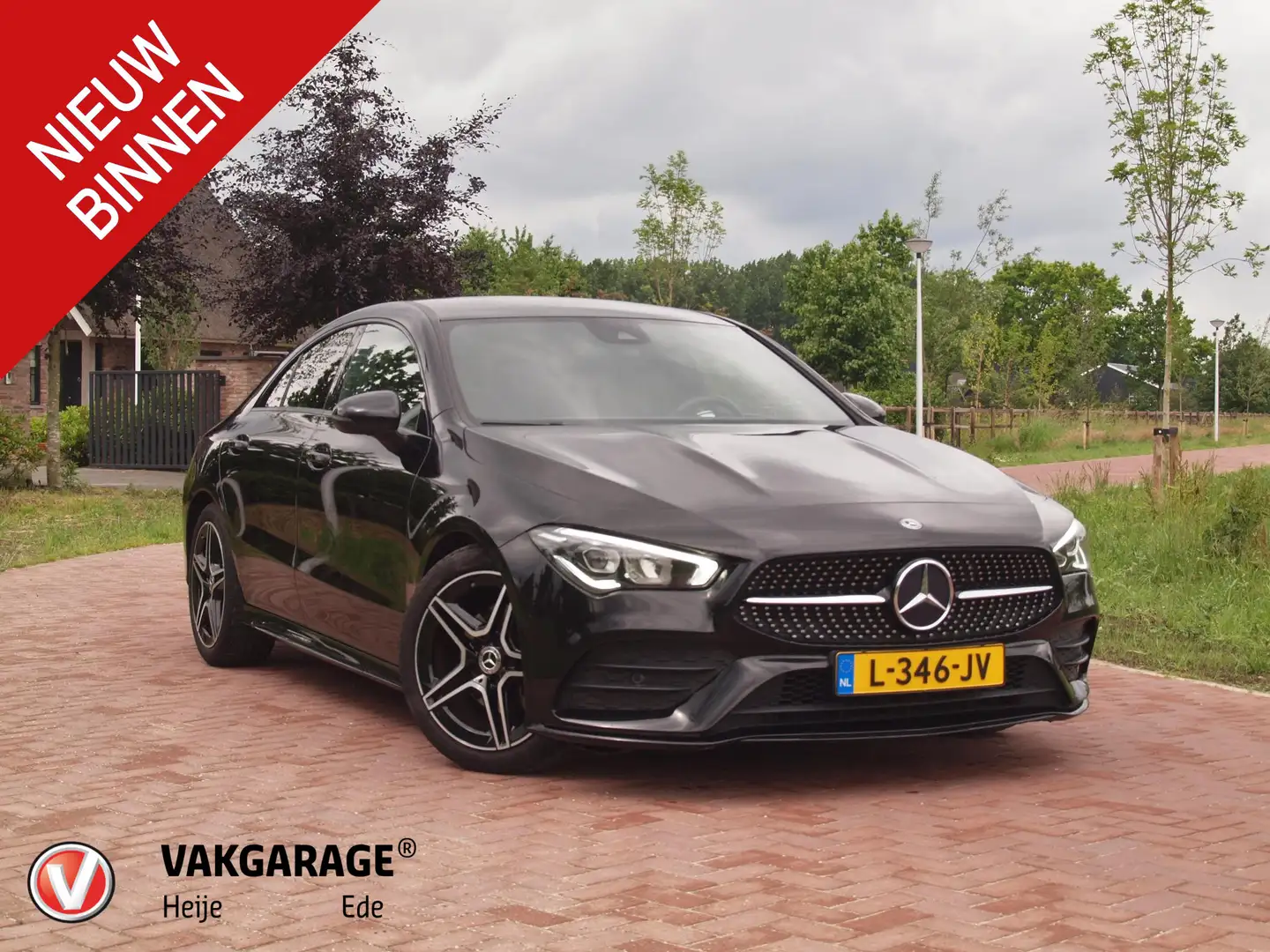 Mercedes-Benz CLA 180 Premium Plus | Amg-Pakket | Camera | Apple Carplay Negro - 1