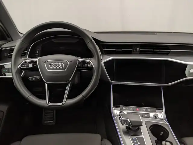Audi A6 view 7