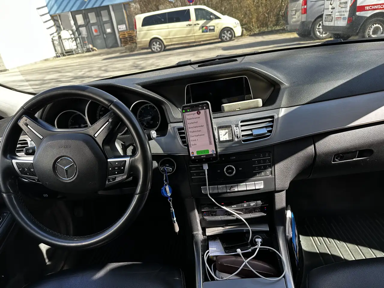 Mercedes-Benz E 200