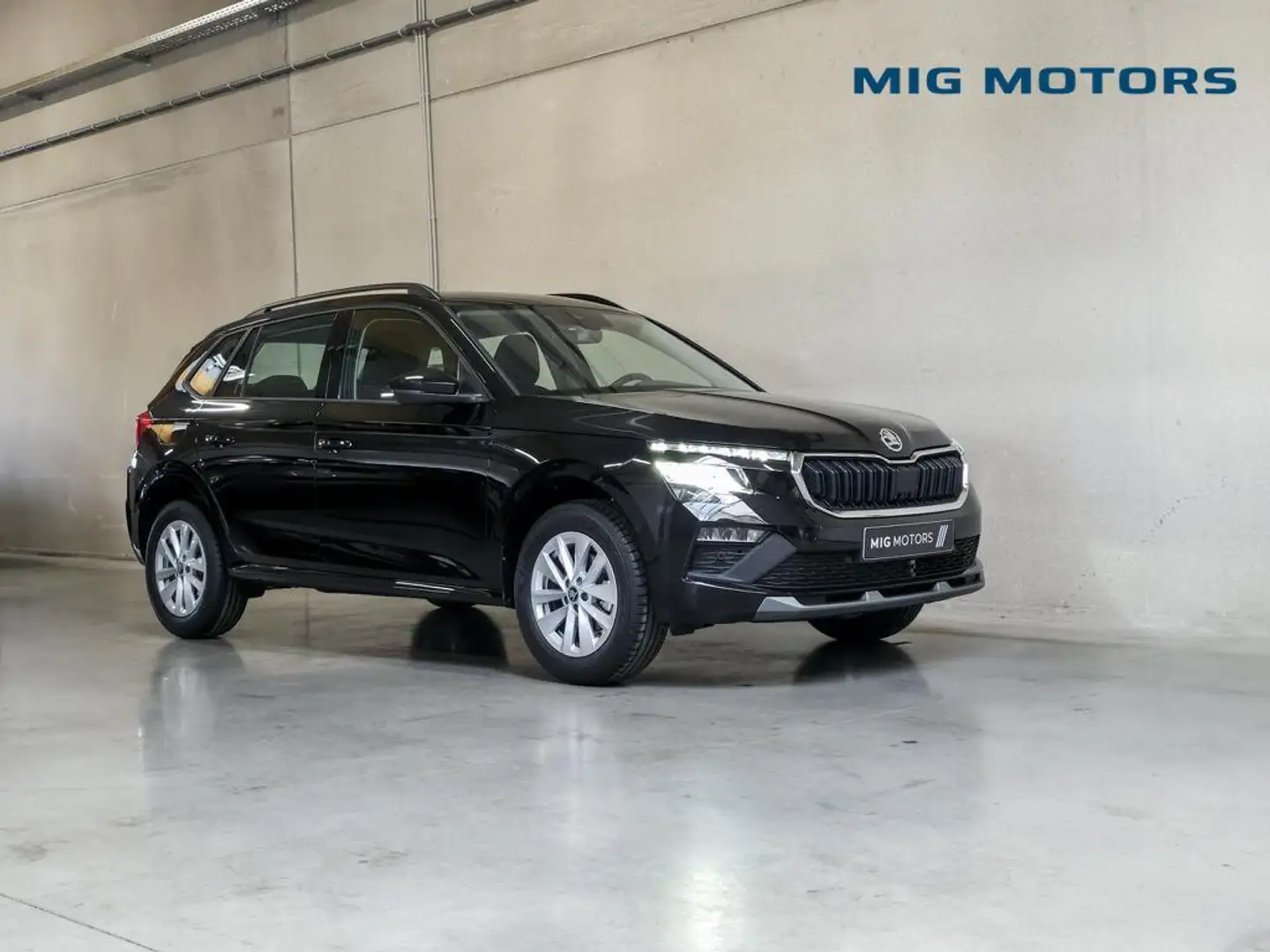 Skoda Kamiq Limited Cycling Edition Manueel Zwart - 1