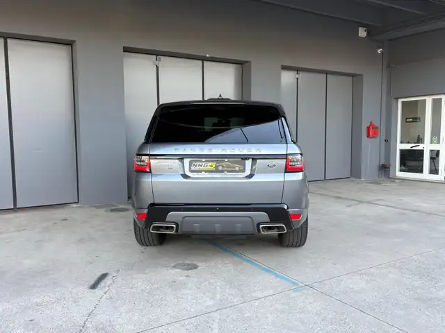 Land Rover Range Rover Sport view 5