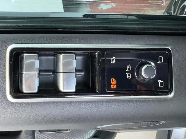 Land Rover Range Rover Sport view 11