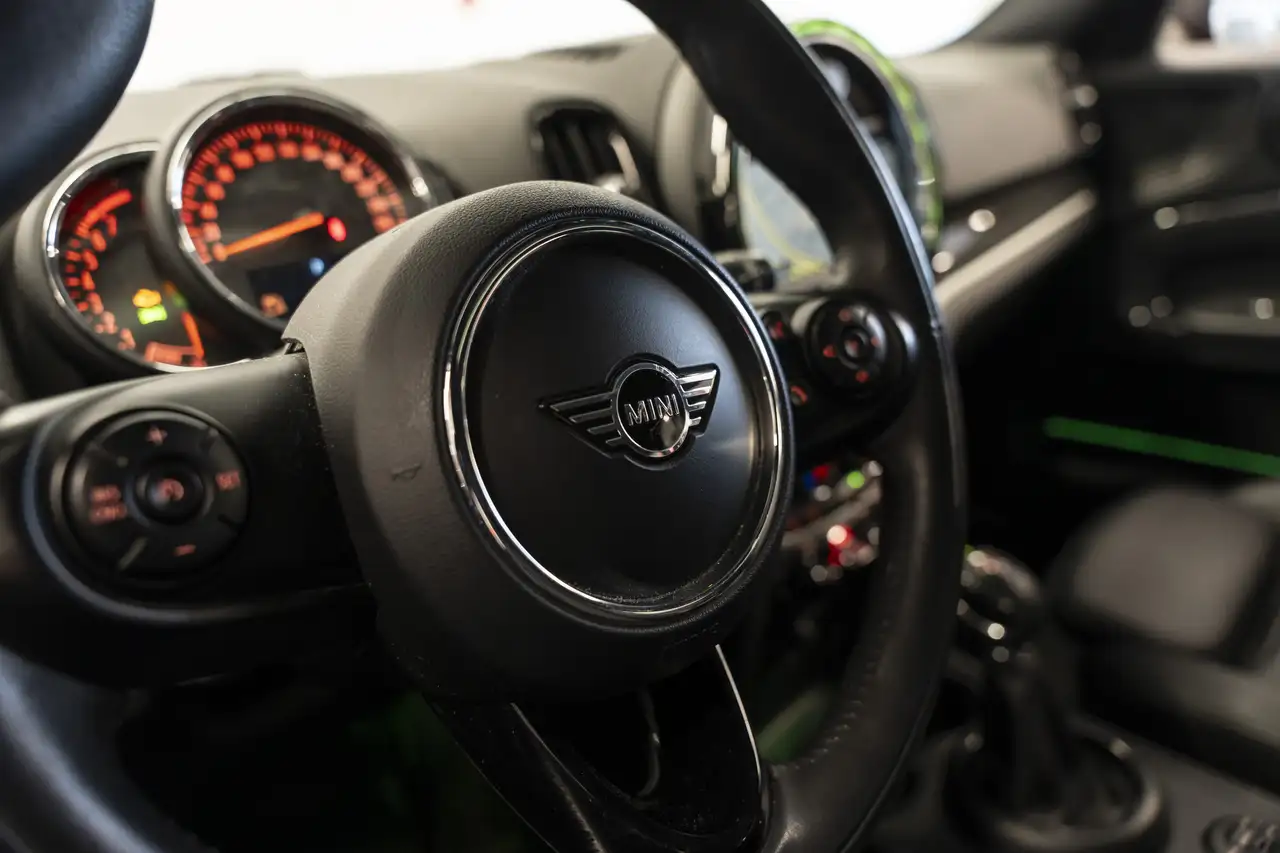 MINI Cooper S Countryman снимка MINI Cooper S Countryman