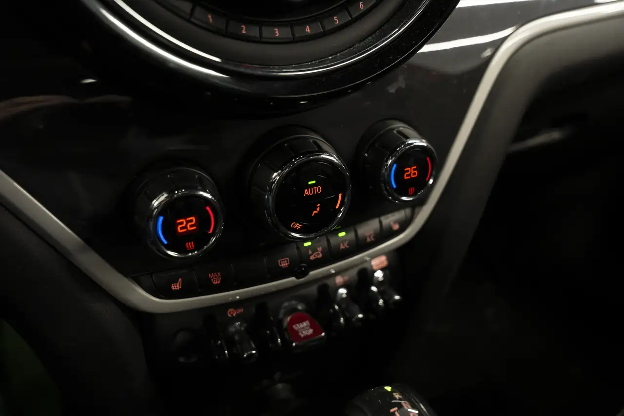 MINI Cooper S Countryman снимка MINI Cooper S Countryman