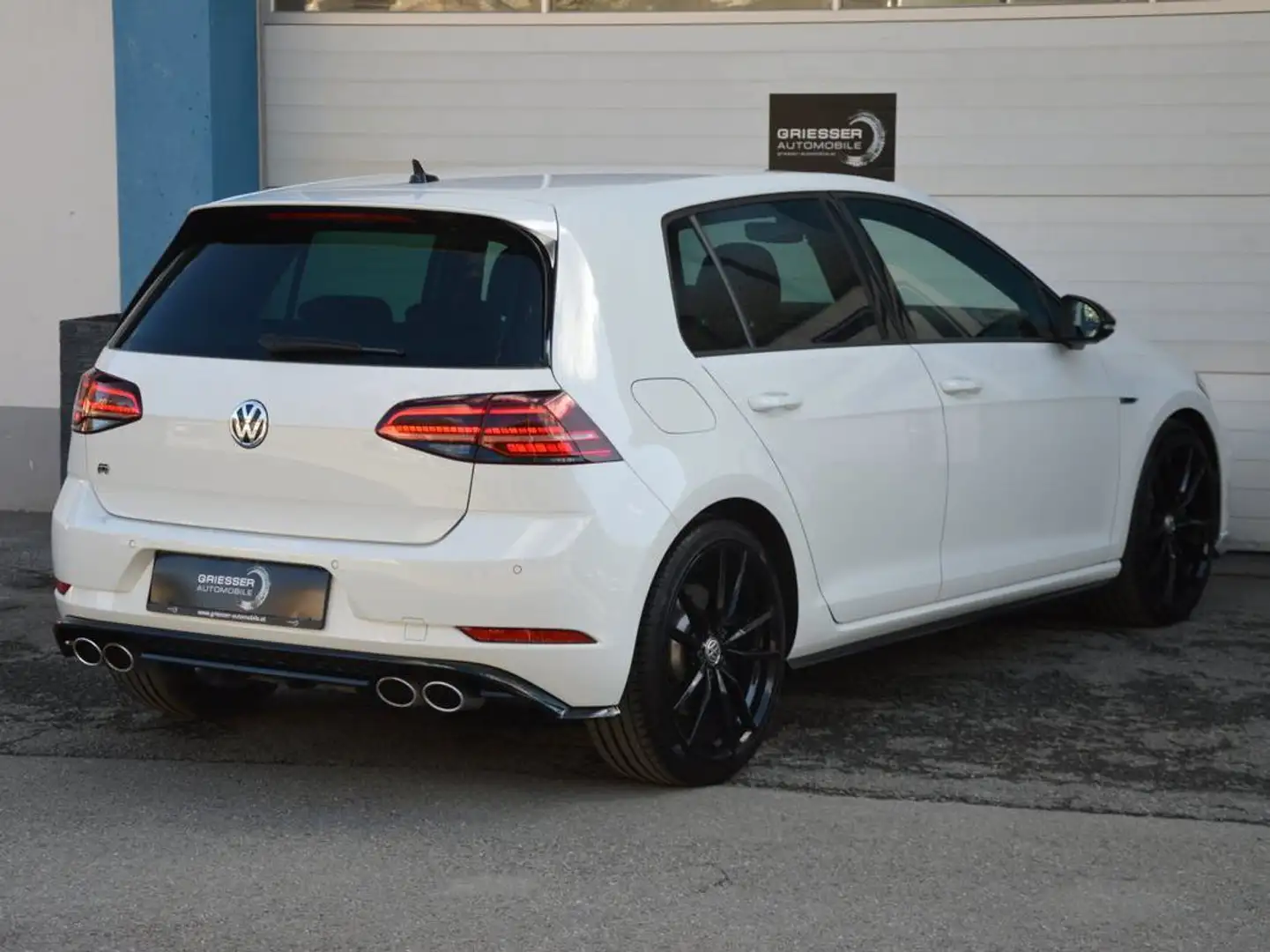 Volkswagen Golf R 2,0 TSI DSG 4Motion *DCC*ACC*LED* Blanc - 2