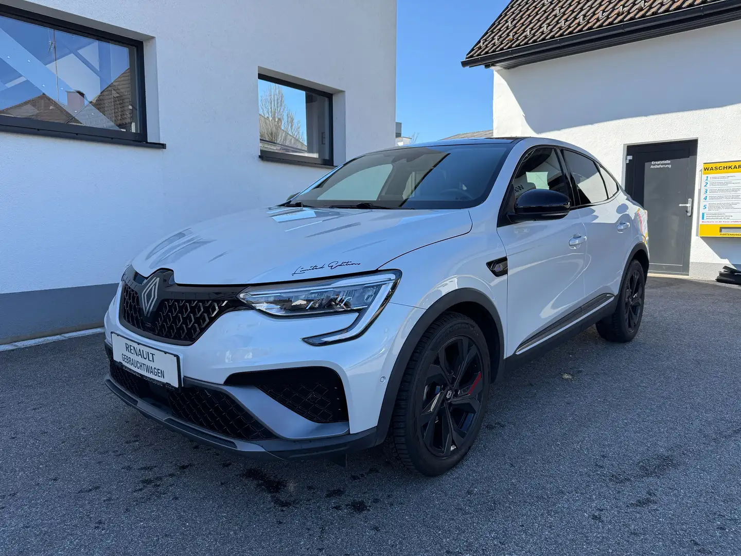 Renault Arkana R.S. Line TCe 140 EDC Weiß - 1