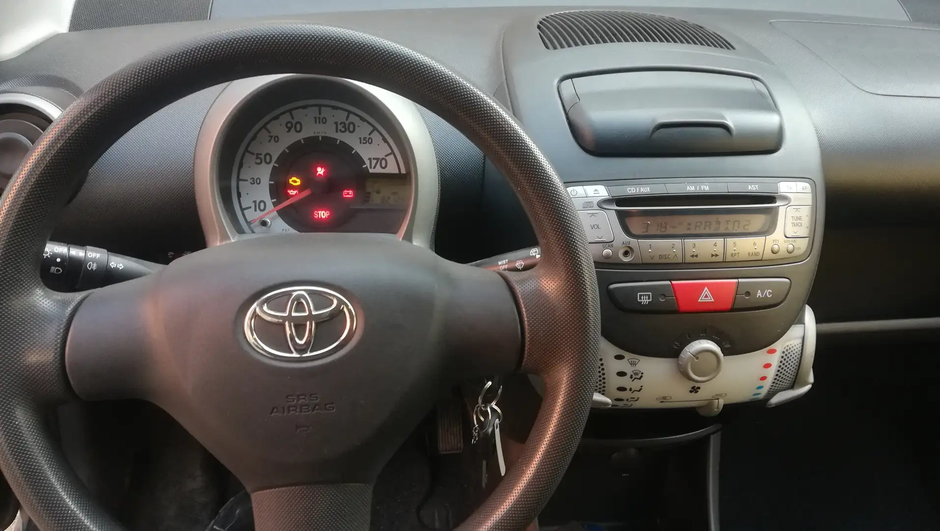 Toyota Aygo Connect Grigio - 2