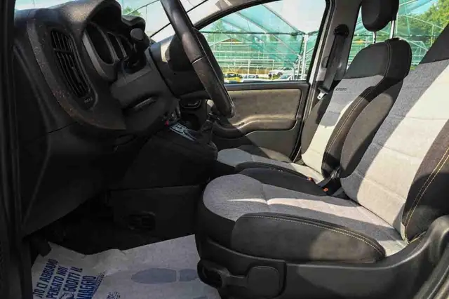 Fiat Panda view 8