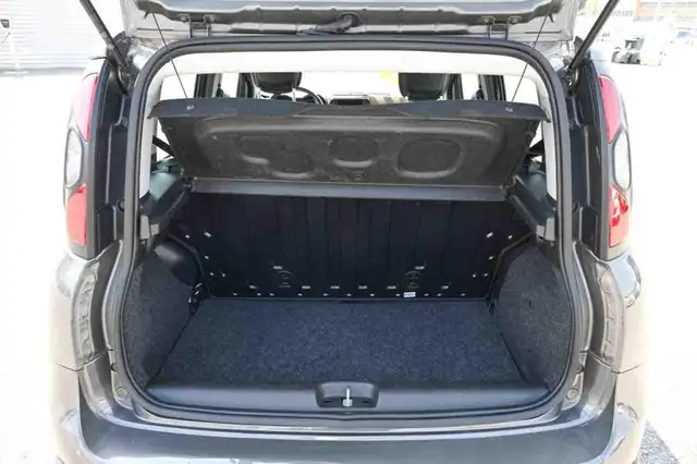 Fiat Panda view 5