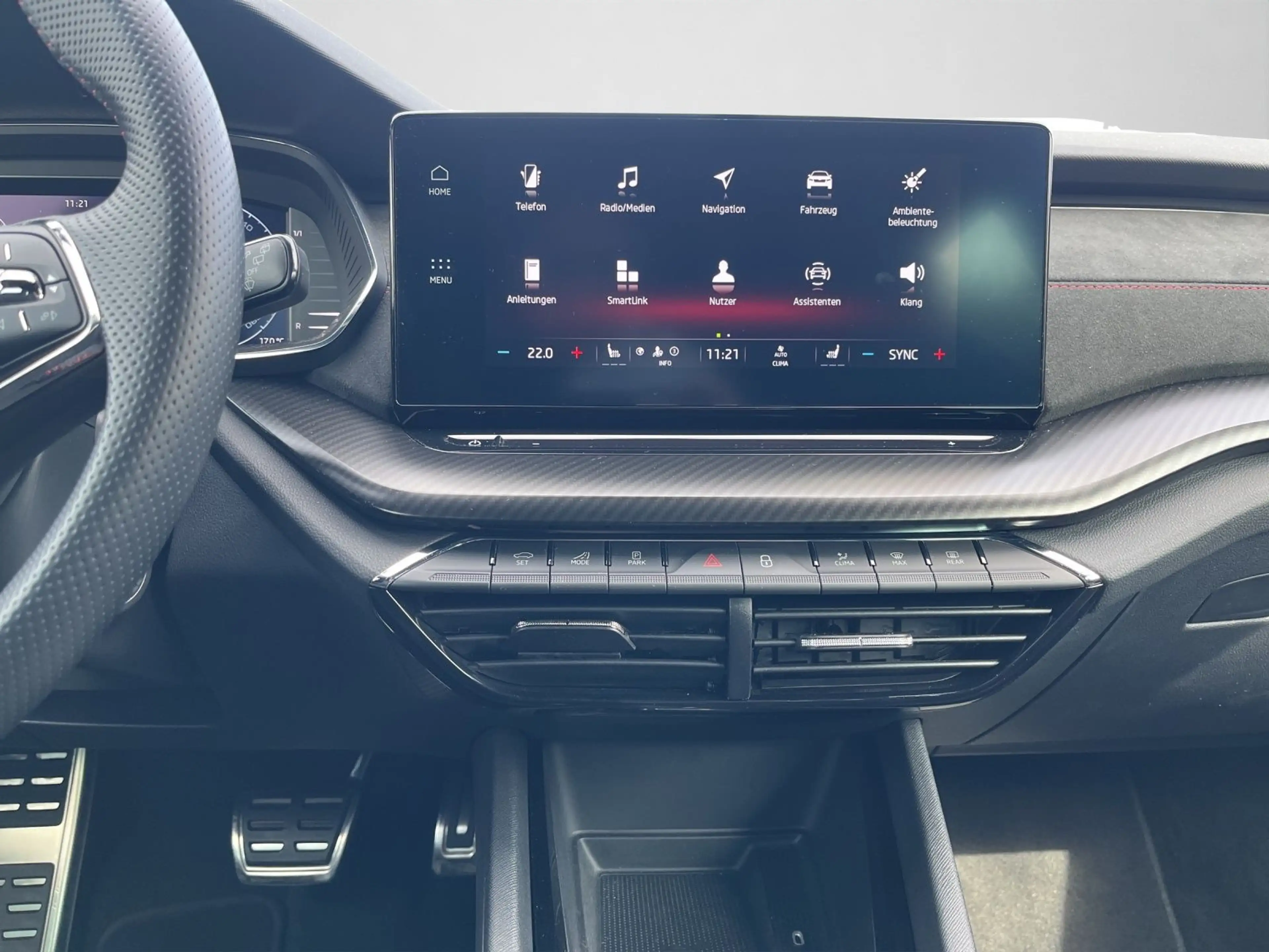 Skoda Octavia Combi RS 2.0 TSI DSG MATRIX RFK SHZ CARP — photo 11