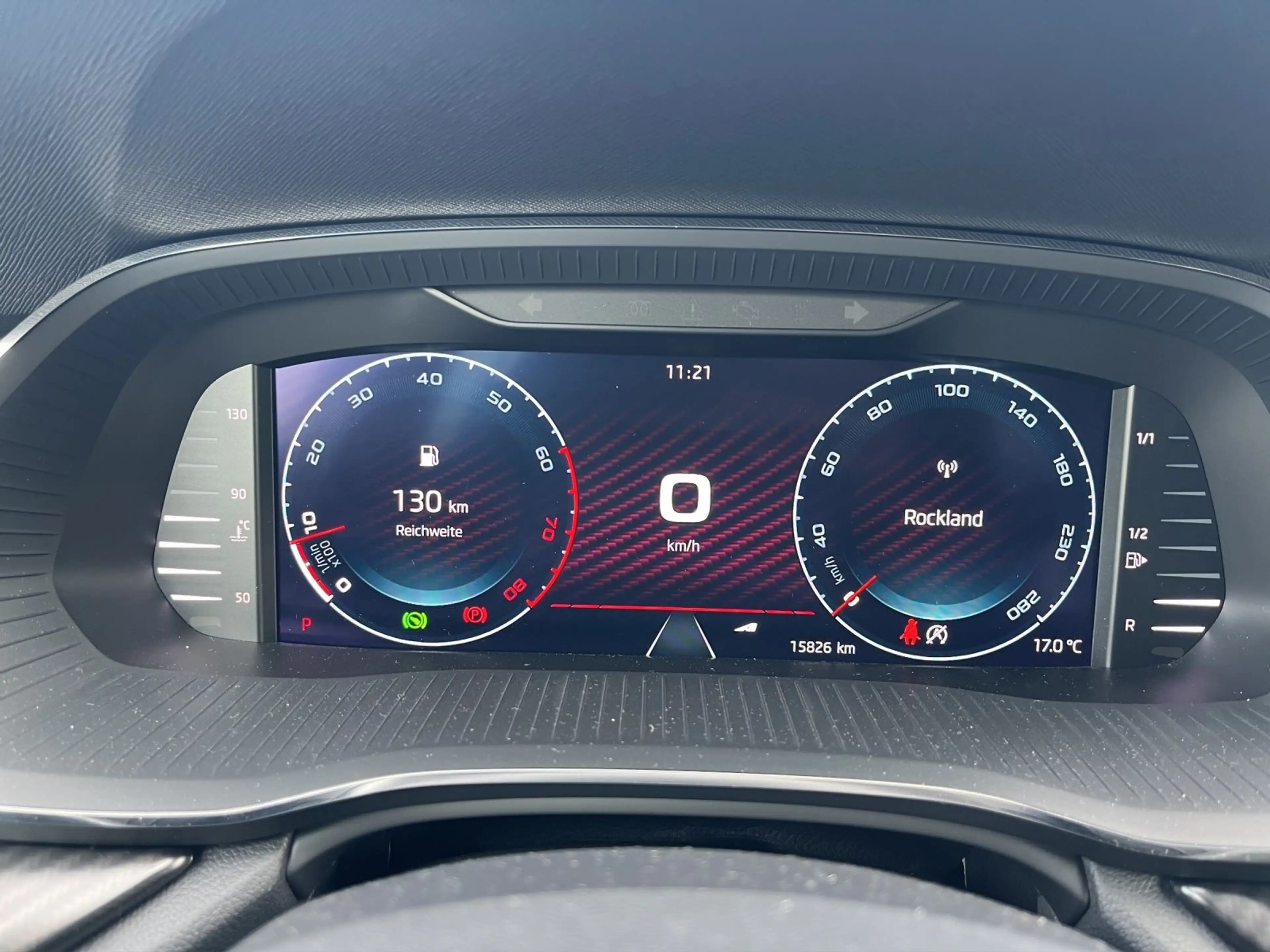 Skoda Octavia Combi RS 2.0 TSI DSG MATRIX RFK SHZ CARP — photo 10