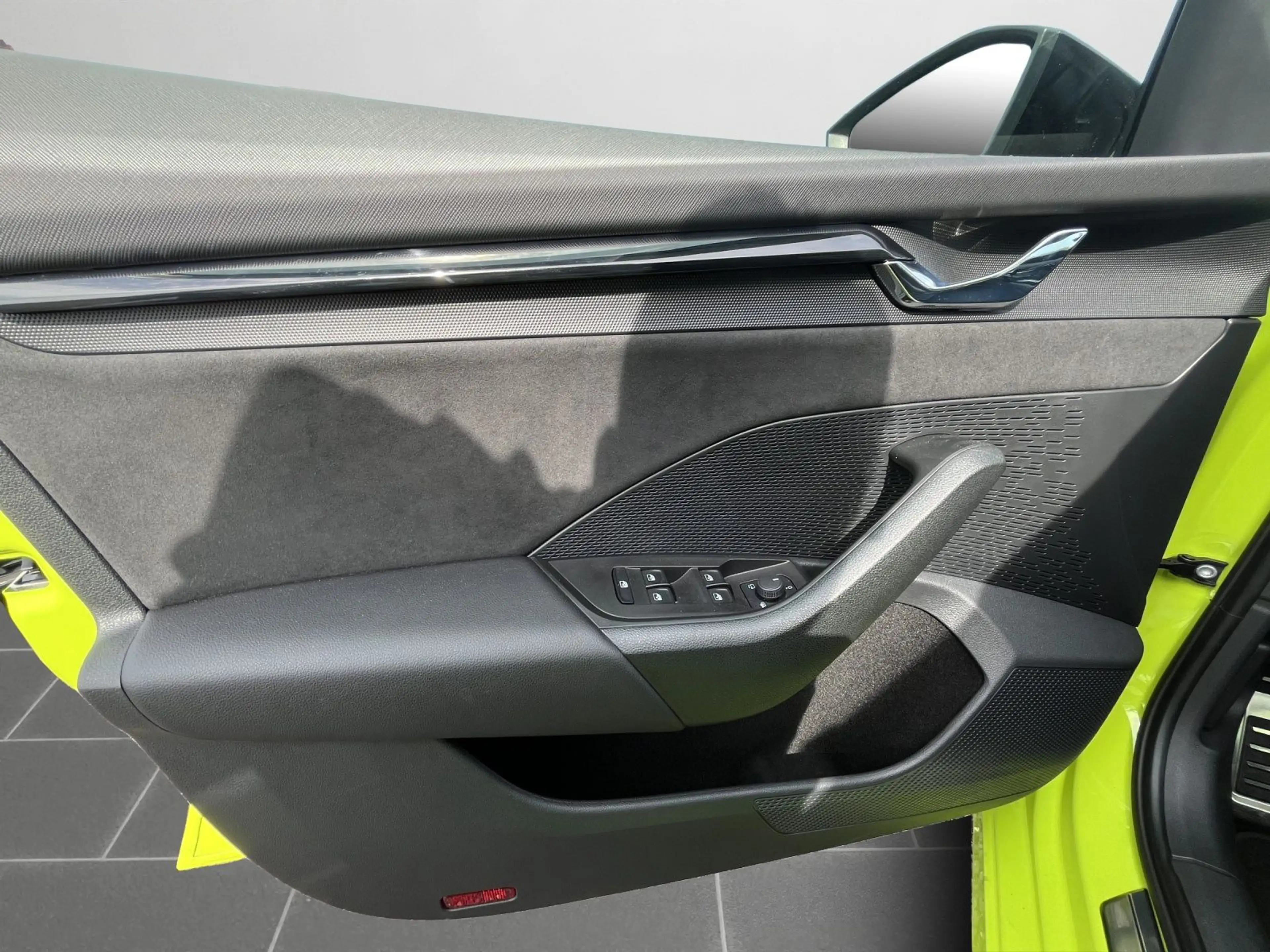 Skoda Octavia Combi RS 2.0 TSI DSG MATRIX RFK SHZ CARP — photo 13