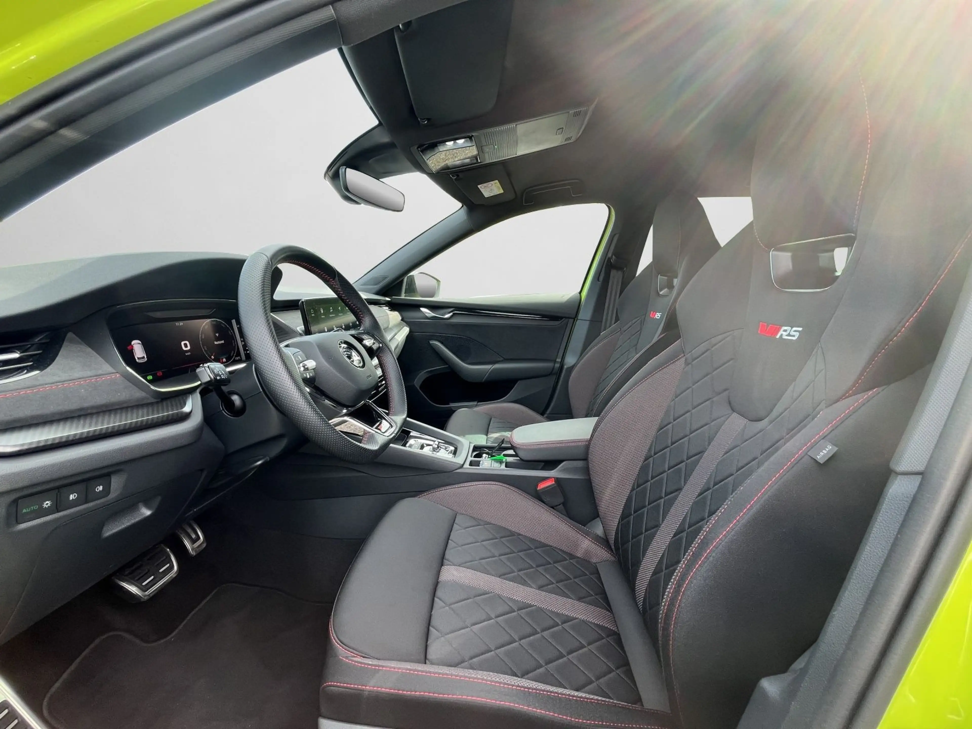 Skoda Octavia Combi RS 2.0 TSI DSG MATRIX RFK SHZ CARP — photo 12