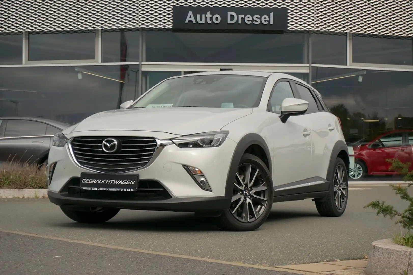 Mazda CX-3 SportsLine | Skyactiv-G 120 Automatik | Navi Sport Weiß - 2