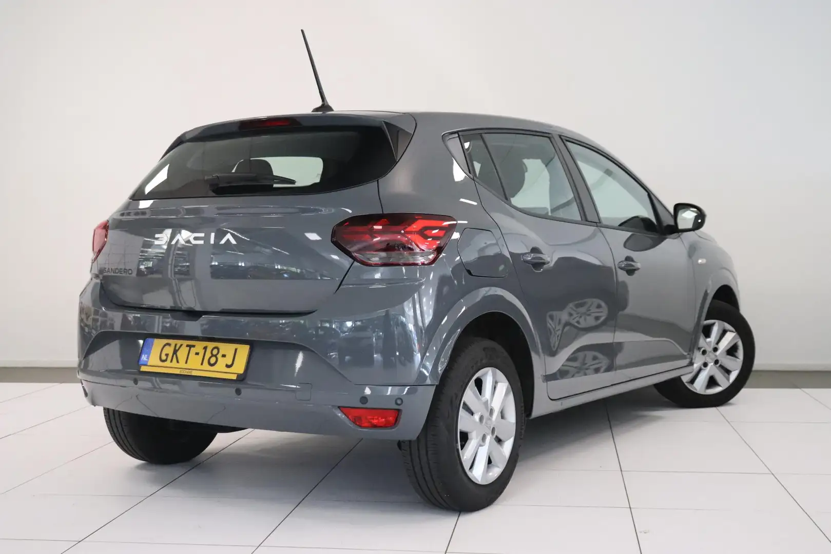 Dacia Sandero 1.0 TCe 90 Expression | Camera | Airco | Cruise co Gris - 2