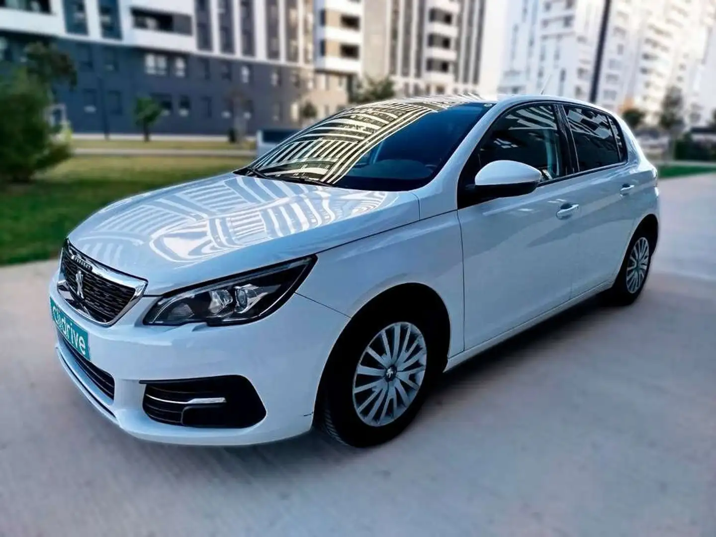Peugeot 308 1.2 PureTech S&S Business Line 110 Blanco - 2